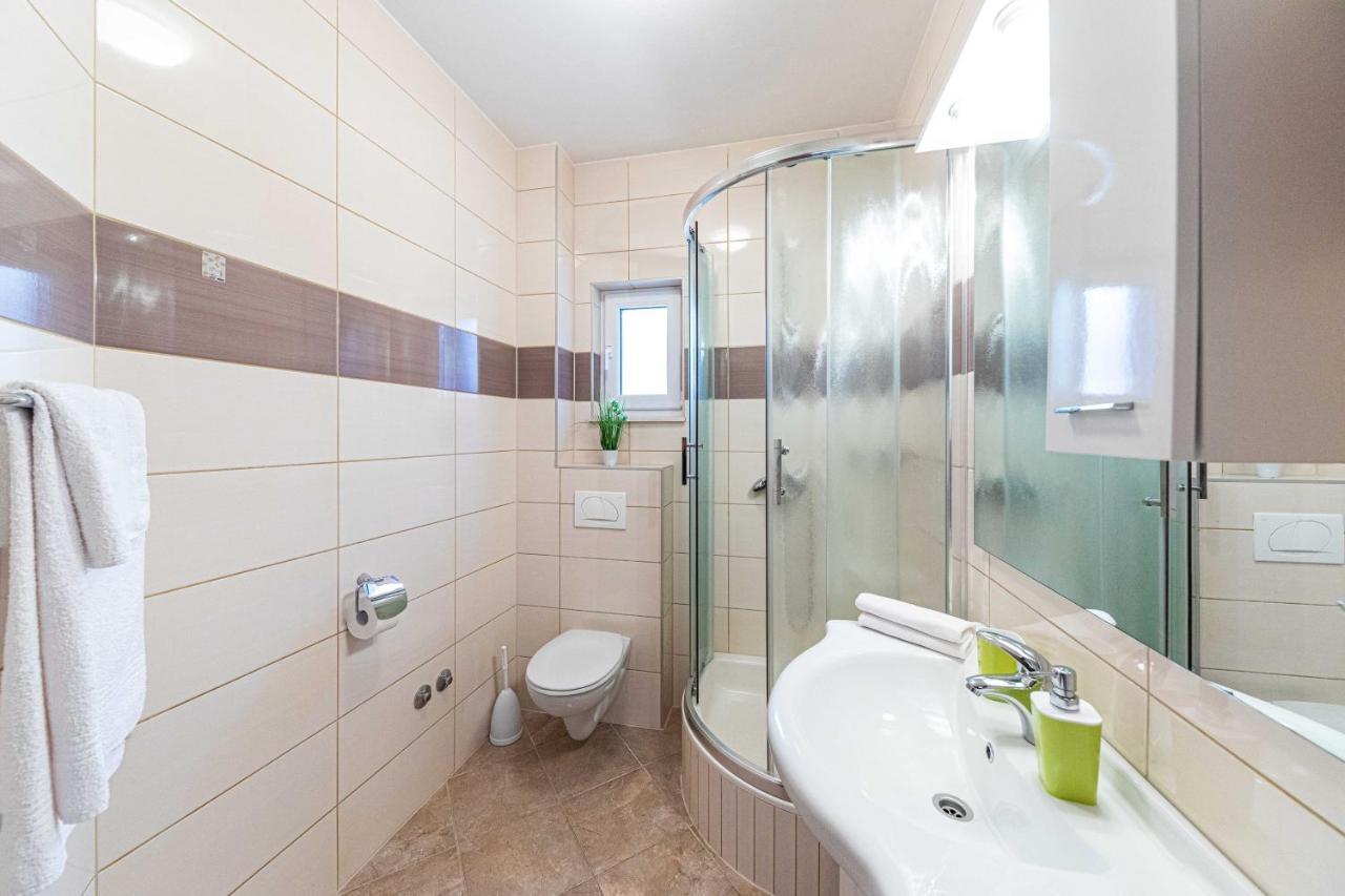 Rajcic Apartments Rogoznica  Eksteriør bilde