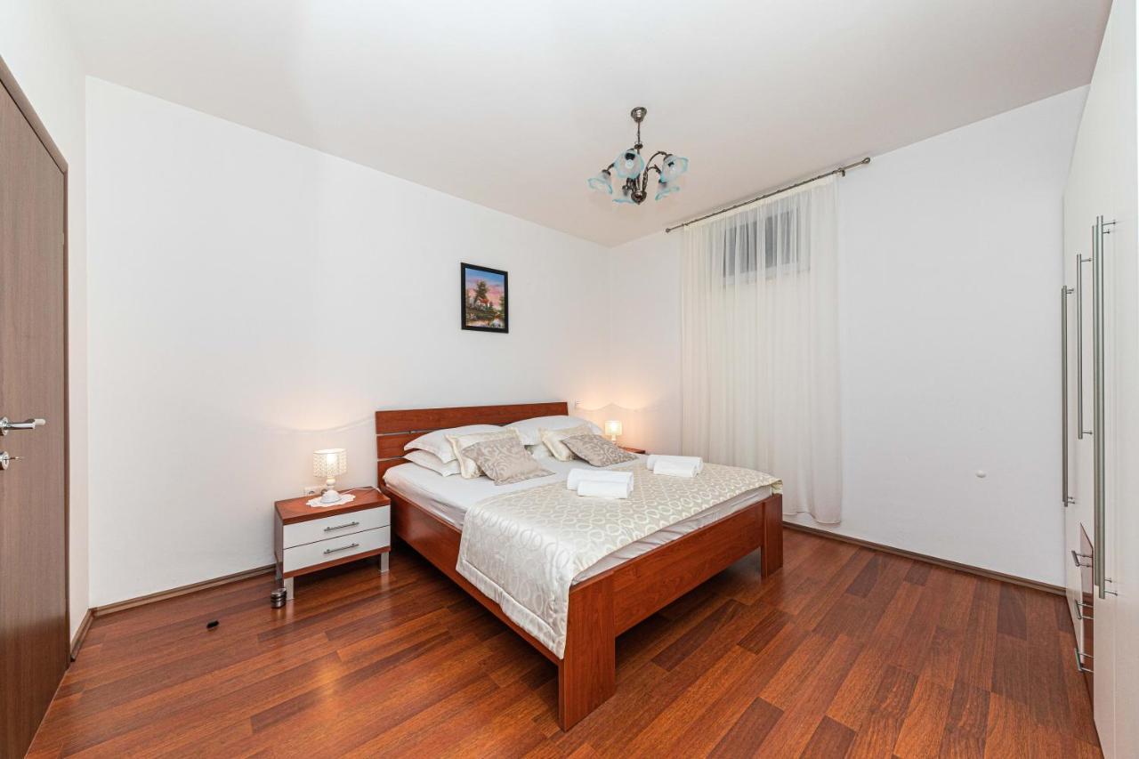 Rajcic Apartments Rogoznica  Eksteriør bilde