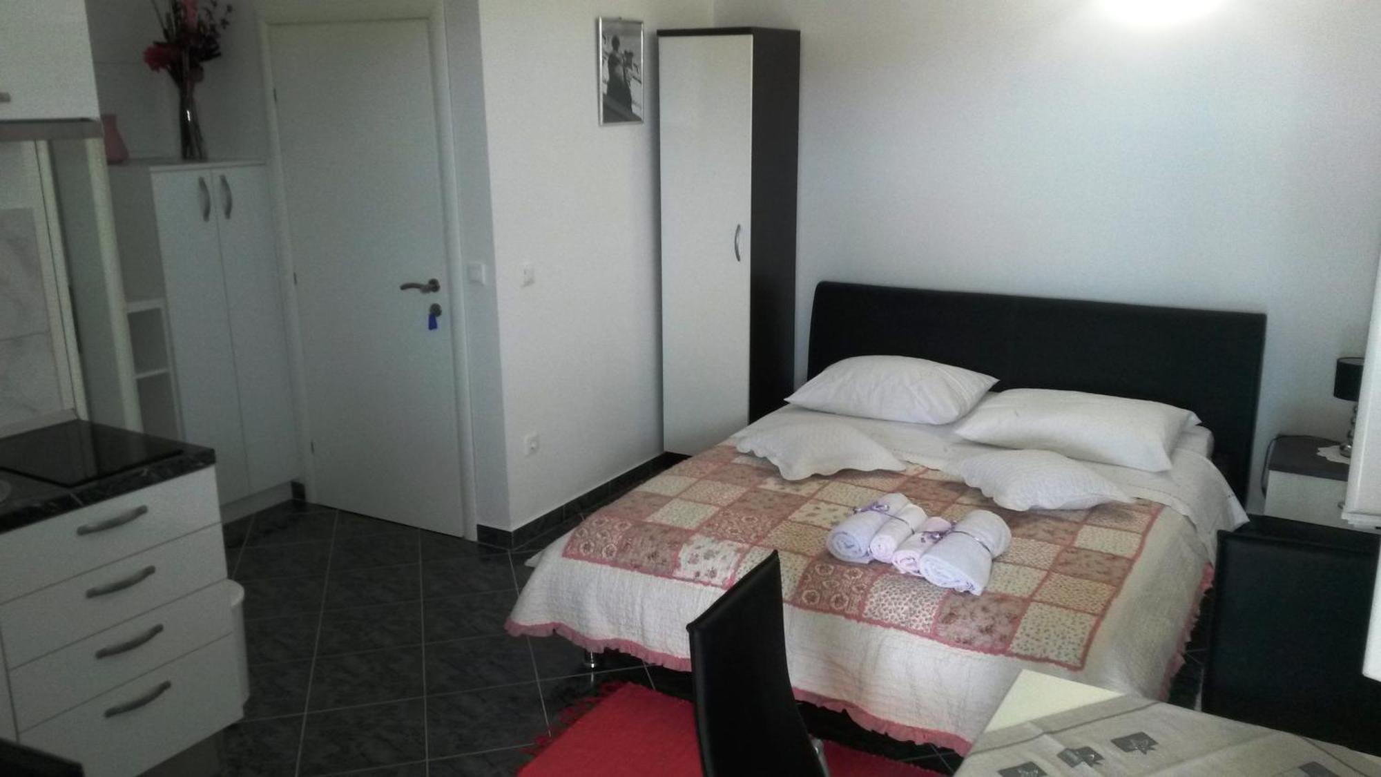 Rajcic Apartments Rogoznica  Rom bilde